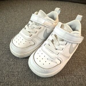 Toddler Nike Court Borough Low 2 - White/Iridescent - Sz 6C